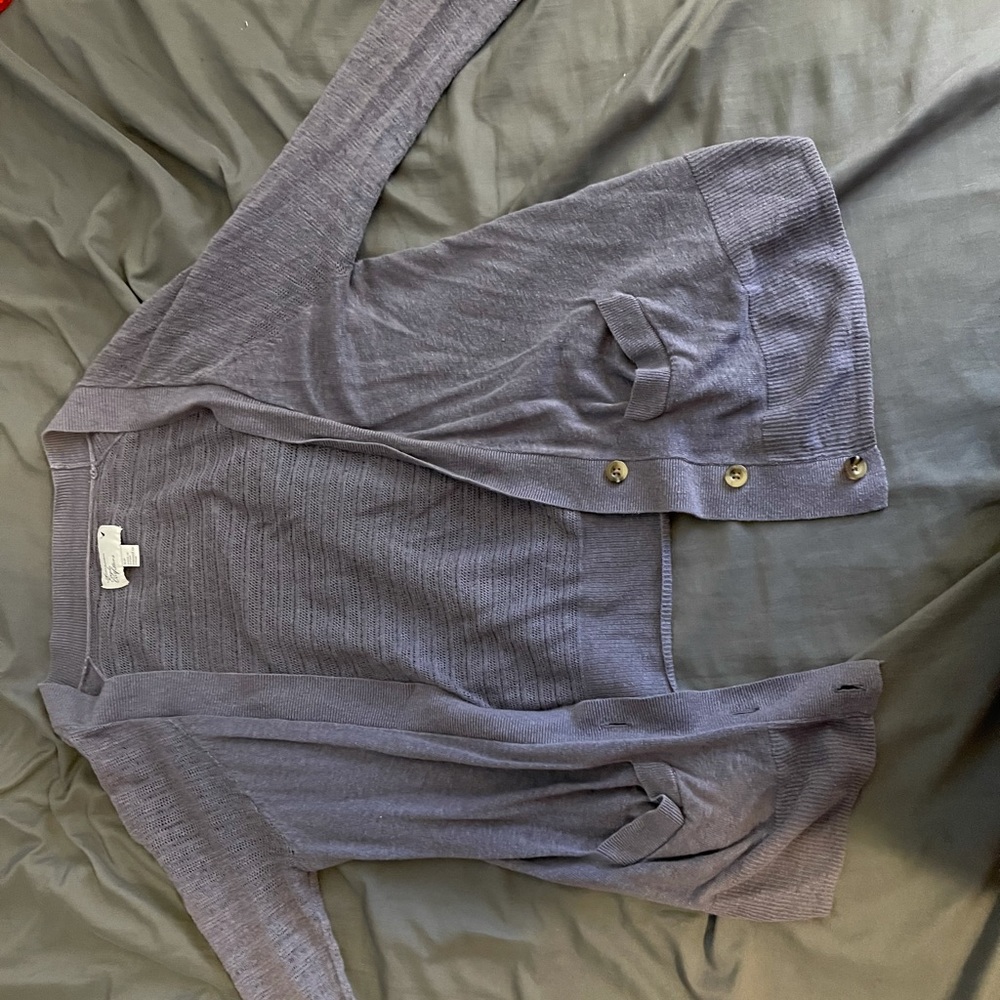 American Eagle Sweater